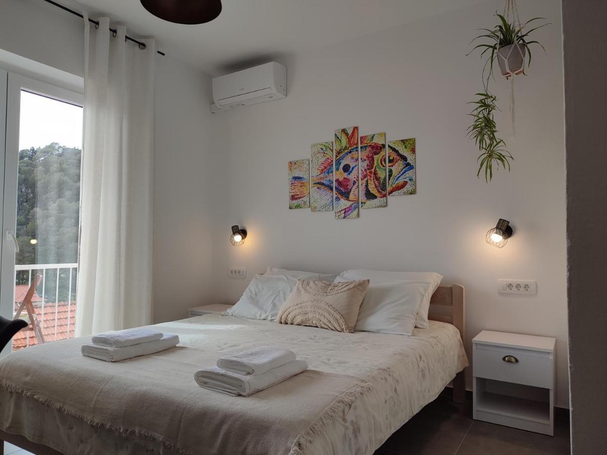 Guest House Vuljan Χβαρ Εξωτερικό φωτογραφία