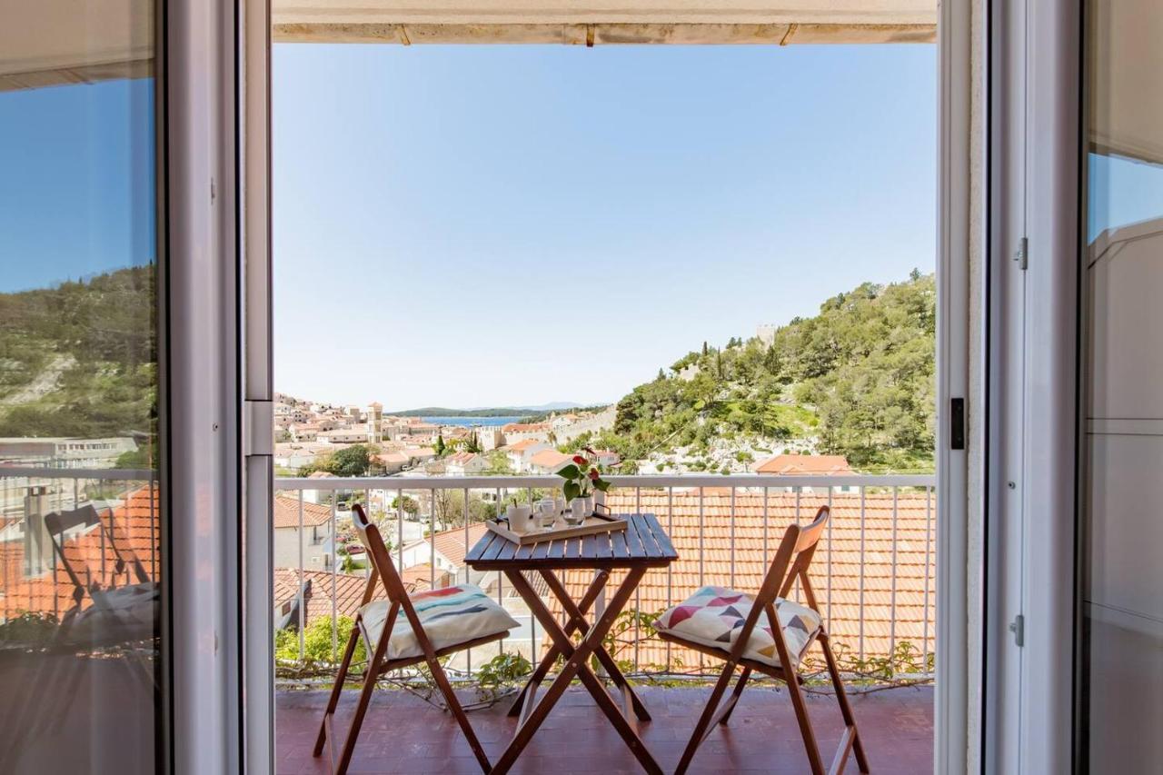 Guest House Vuljan Χβαρ Εξωτερικό φωτογραφία
