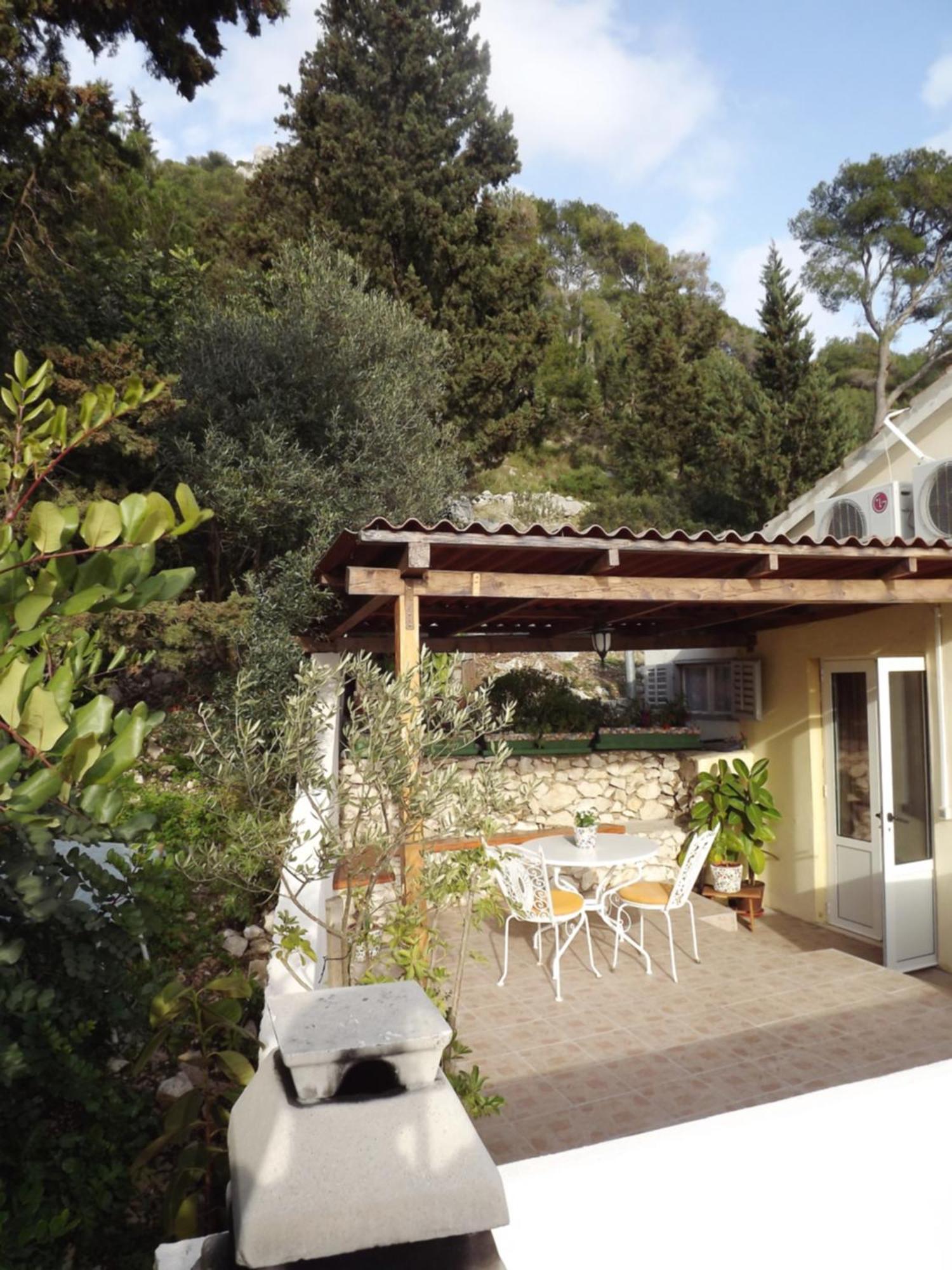 Guest House Vuljan Χβαρ Δωμάτιο φωτογραφία