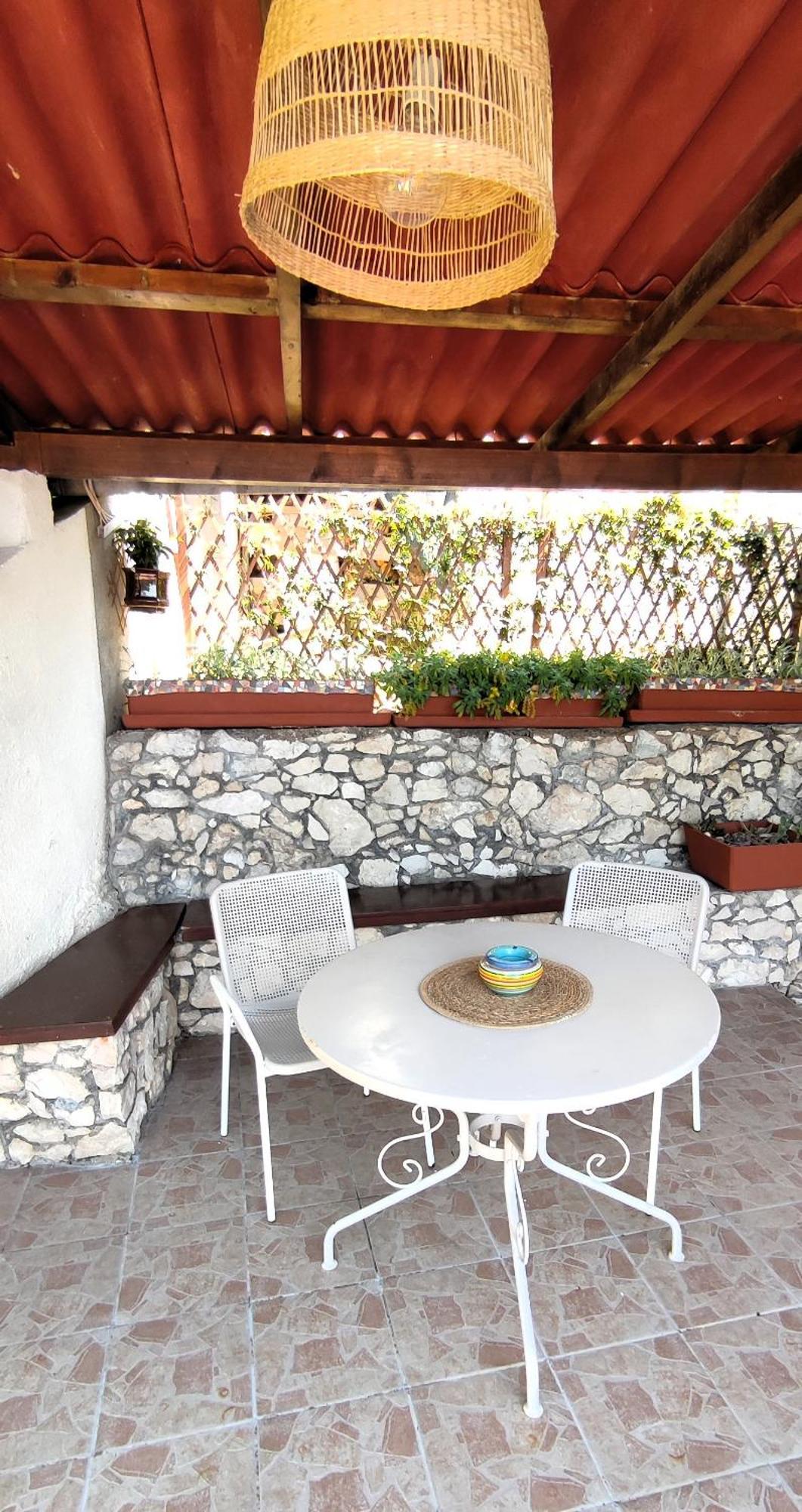 Guest House Vuljan Χβαρ Εξωτερικό φωτογραφία