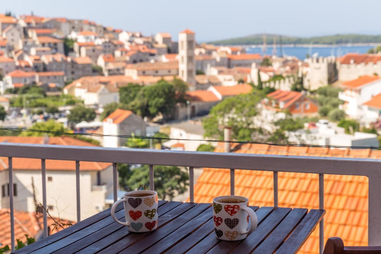 Guest House Vuljan Χβαρ Εξωτερικό φωτογραφία